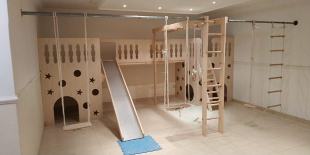wooden-play-gym-built-in-castle